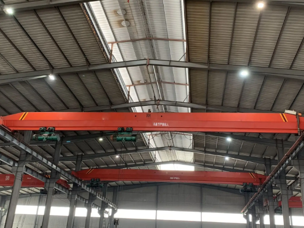 接觸器在單梁行車(chē)控制電路中的選擇依據(jù)是什么？