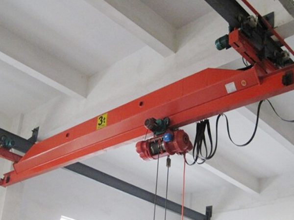 繼電器在單梁行車控制電路中的具體應用有哪些？