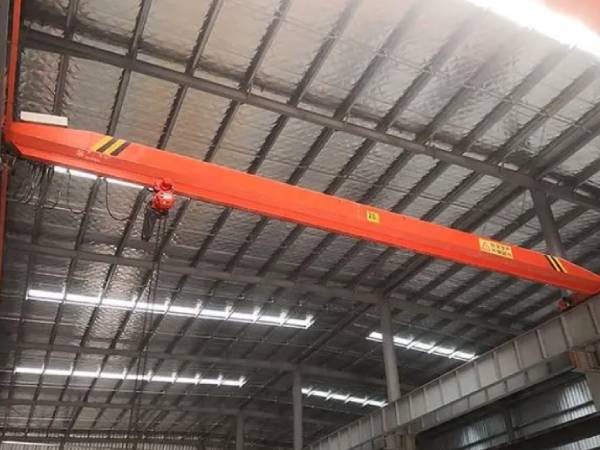 如何對單梁行車控制電路進(jìn)行升級(jí)改造以提高性能？